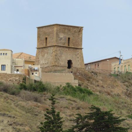 Case Barrera Porto Palo Esterno foto