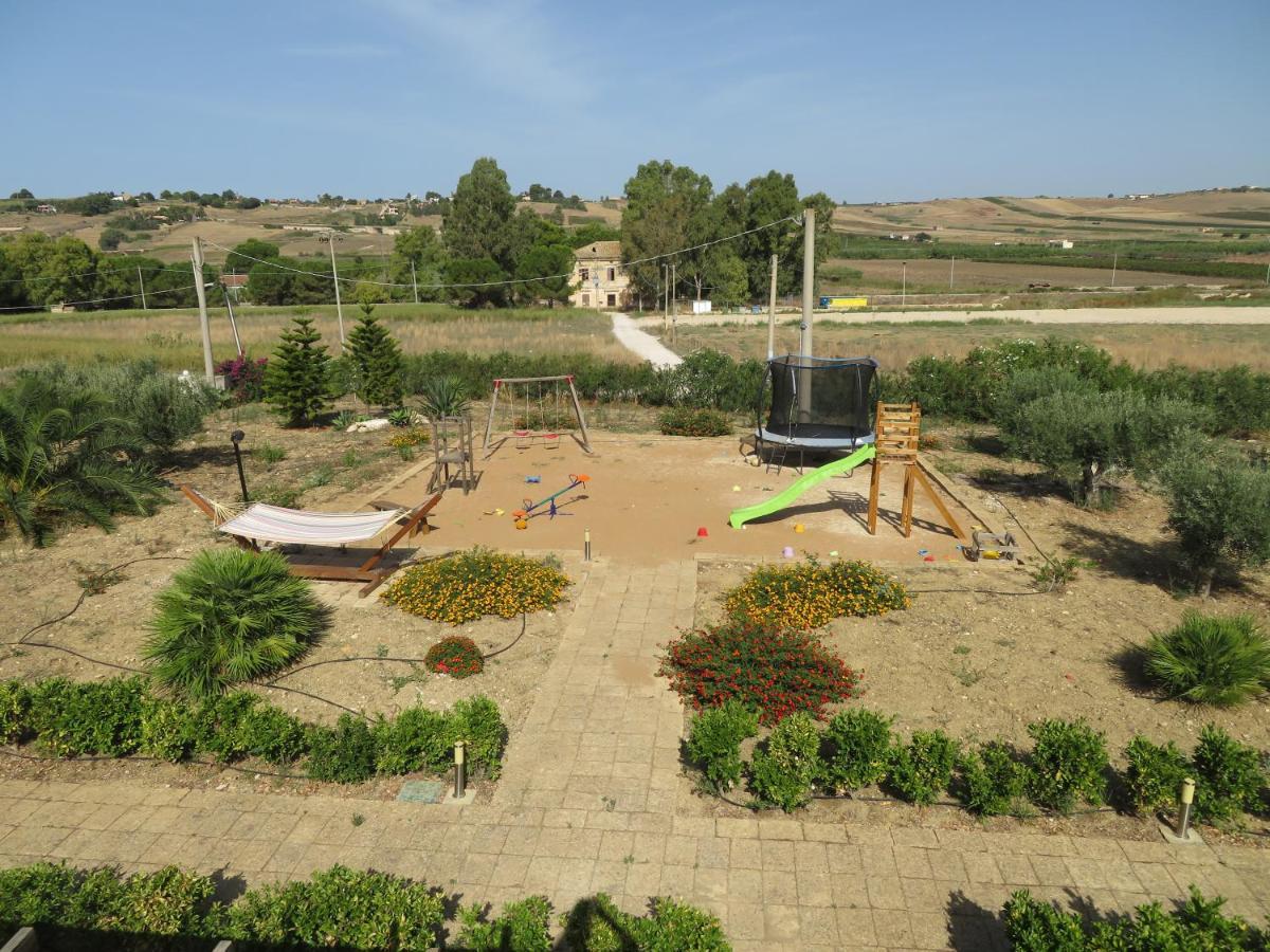 Case Barrera Porto Palo Esterno foto
