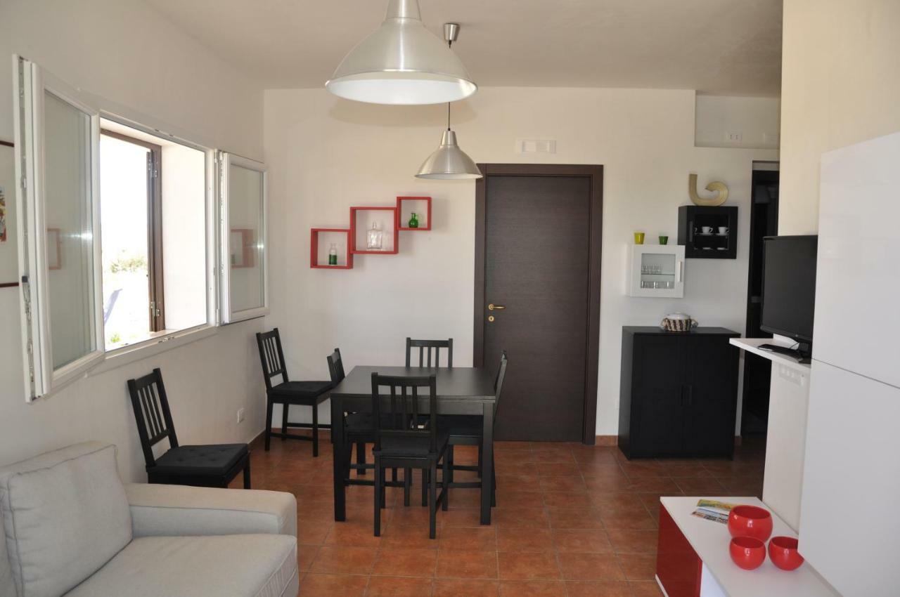 Case Barrera Porto Palo Esterno foto